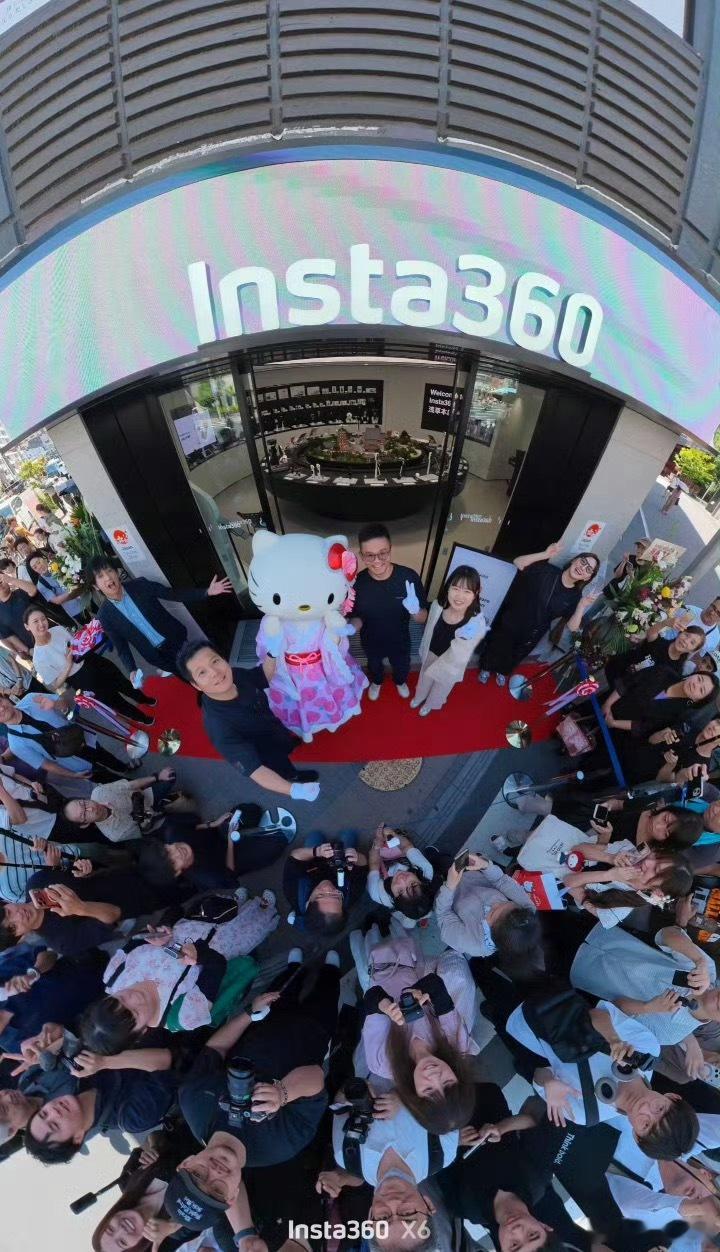 日本人烈日下大排长龙买中国相机Insta 360 给力啊能让小日子们都排队买我们