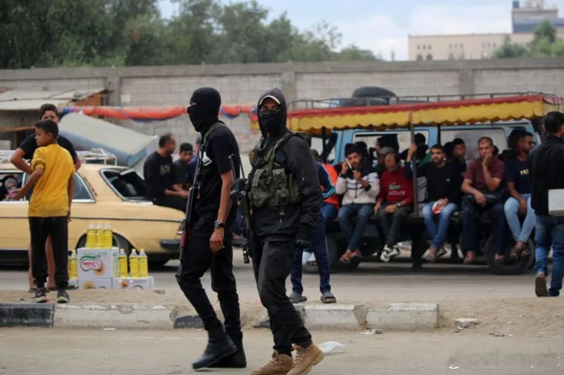 【特朗普默许哈马斯暂时维持加沙治安！武装分子街头枪决异己 5天致33人死亡】海外