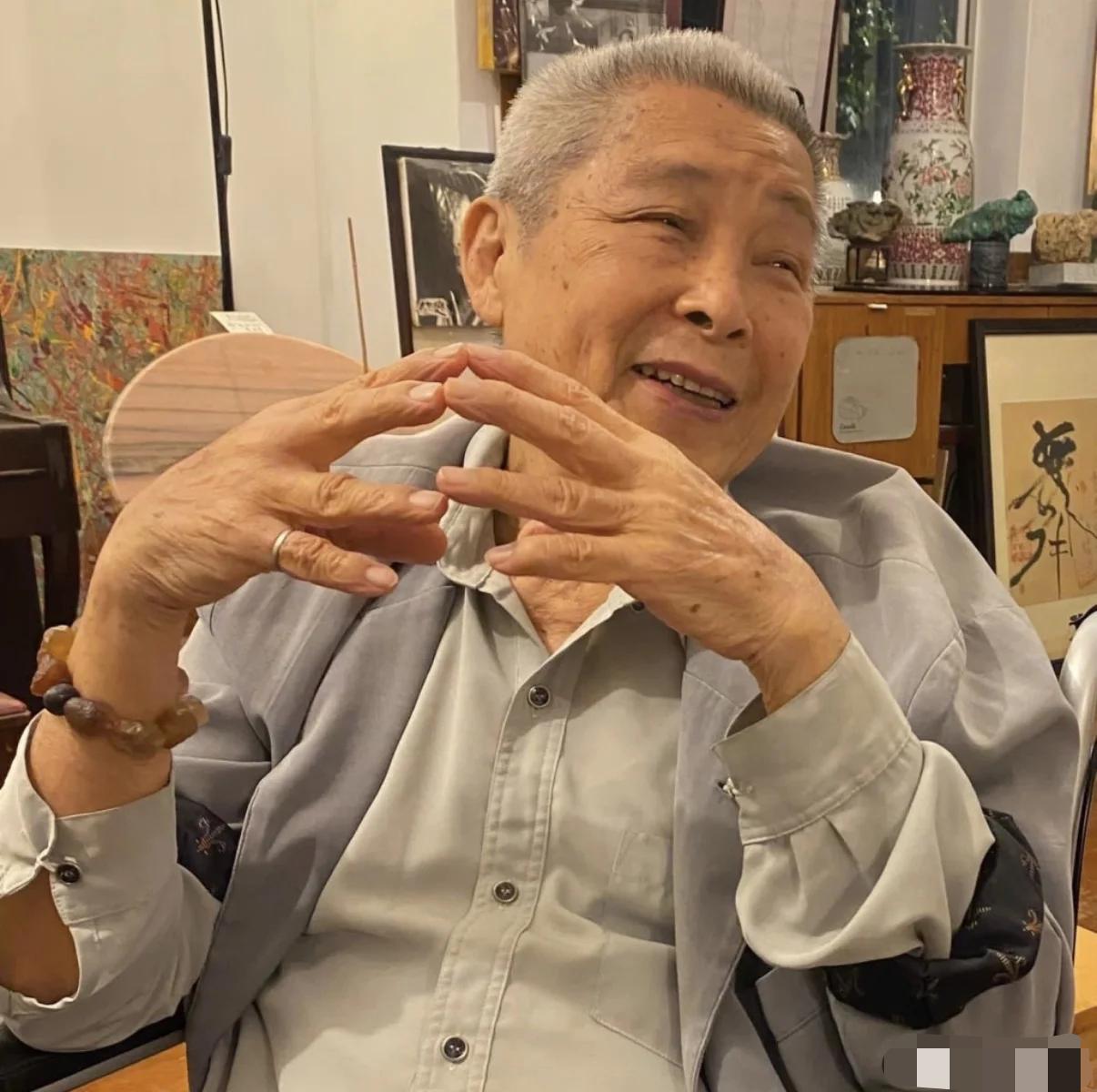 刘兆铭去世跟别人不一样，
不是说他长寿93岁，
也不是说他对自己的太太很深情，而