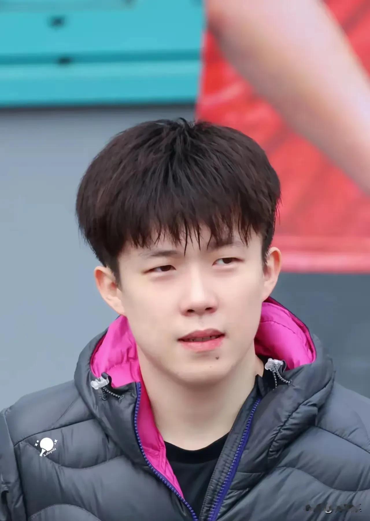 王楚钦明明头不是很大，为什么粉丝喊他大头？有粉丝可以解释一下吗？