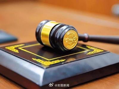 【#老人挤公交离世家属索赔70万被驳回#】#老人挤公交离世判决书披露全过程#武汉