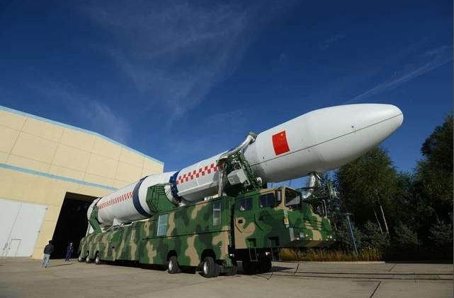 俄专家评价：中国很多武器性能超过美国，但都有一个共同缺点！中国造的新式武器越来越