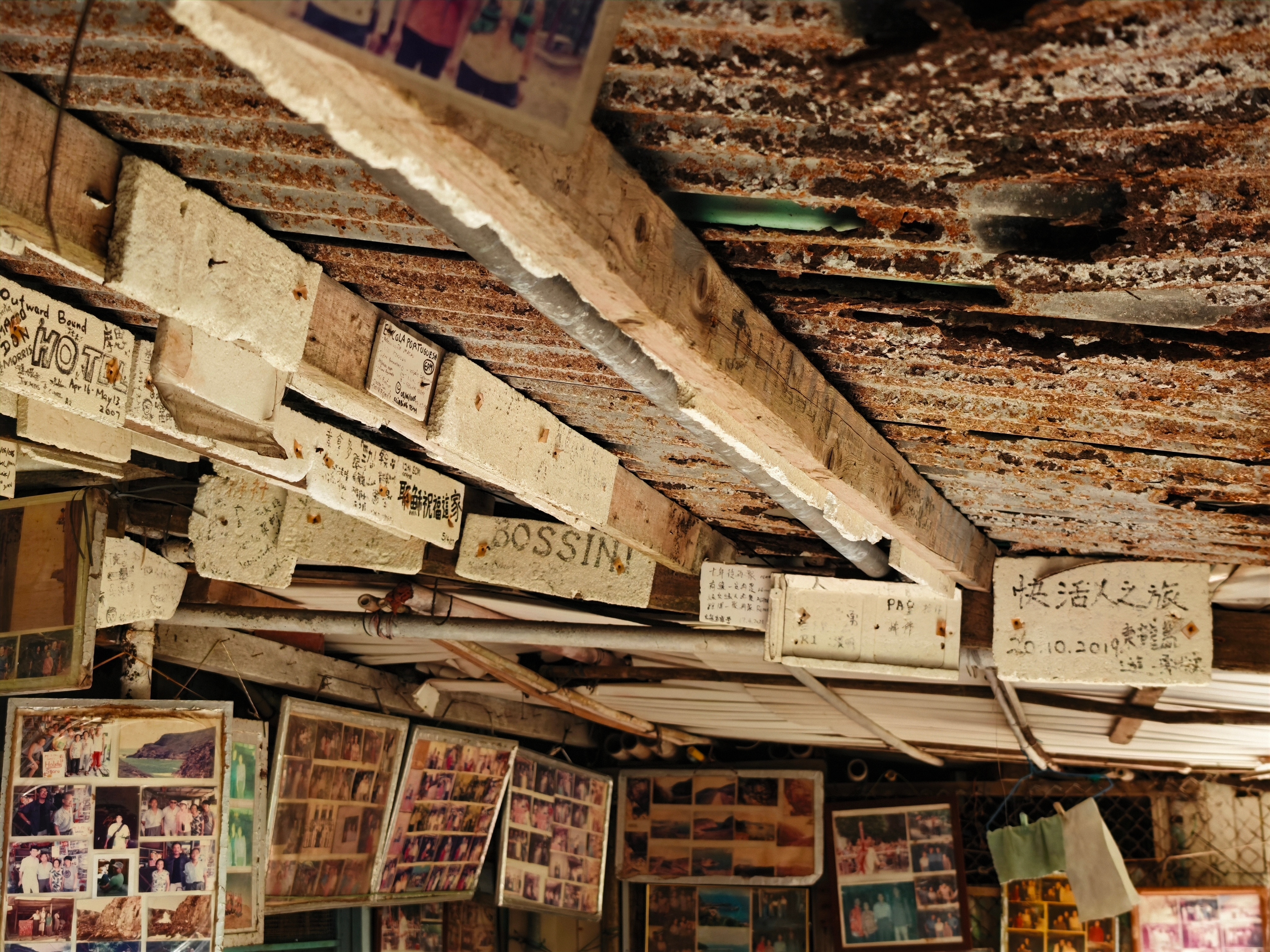 HYK图赏｜小米17 Ultra 徕卡版黑银色这次是徕卡设计师亲自操刀的，和国内