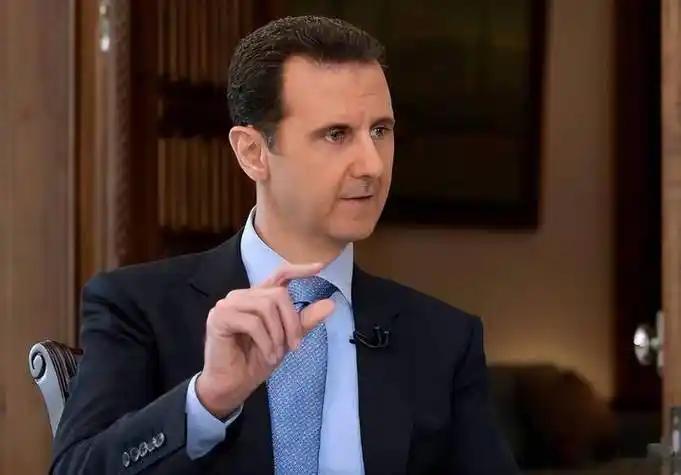 一个人总要找点事儿做，否则的话，整天无所事事，浪费大量光阴，也会让自己觉得生活没