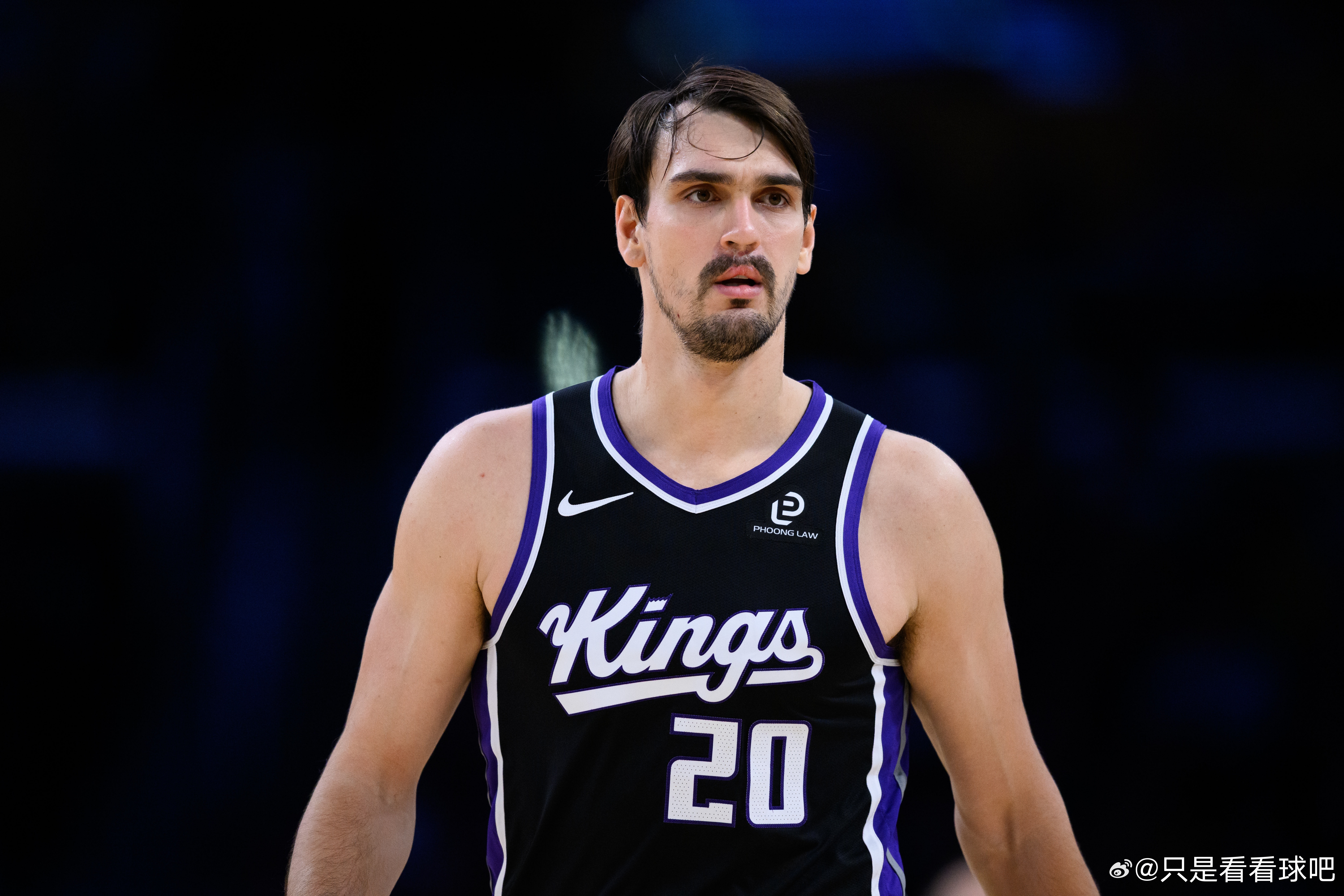 三方交易分析——骑士和公牛双赢，国王意图不明今天，骑士与国王完成交易，骑士将德安