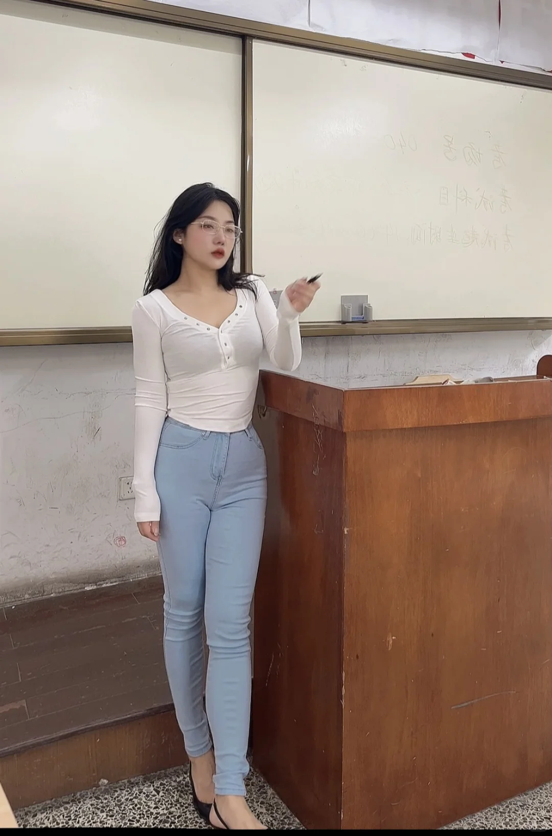 83年老少女 该戒的都戒了 但一直坚持