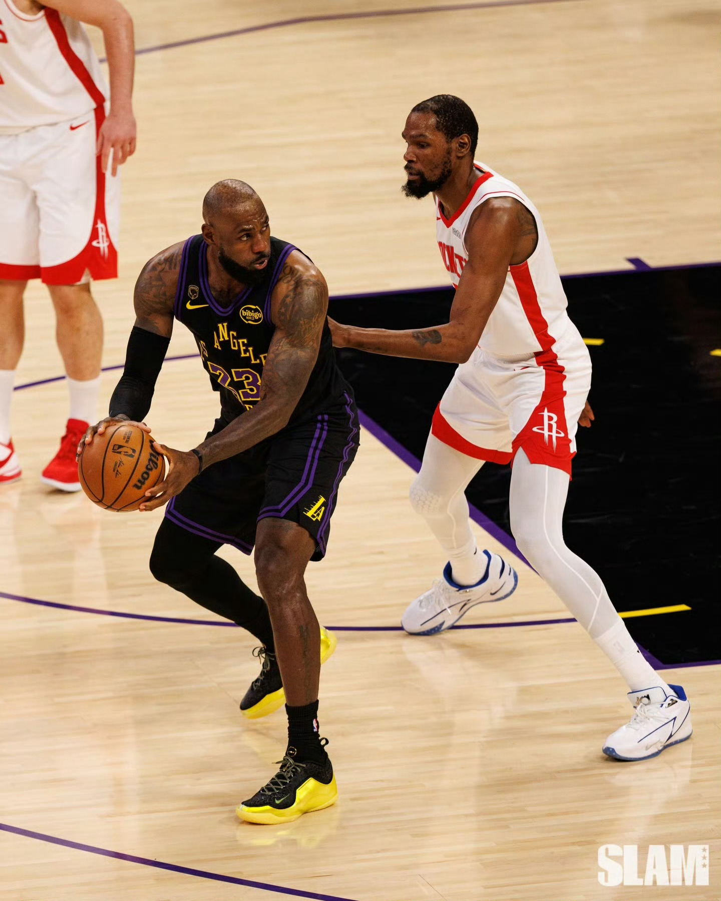 「Game3前瞻指数分析」前两场的比赛内容湖人队牢牢把控的局面，火箭场均19个进