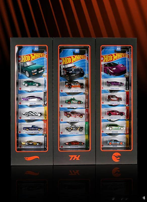 终于，风火轮RLC的又一个年货，2025年超宝套装如约而至，其中包括15款202