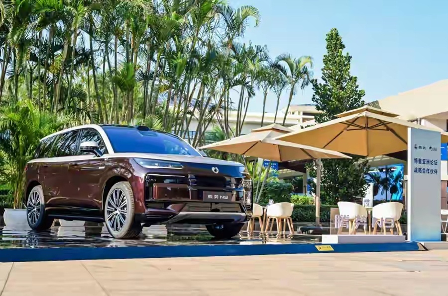 为博鳌嘉宾保驾护航的不再是别克，也不没有换成问界和小米！而是连续三年MPV销量冠