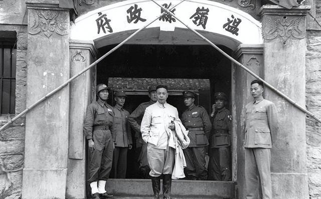 从“同志”到“仇敌”，蒋经国与宋庆龄跨越半生的两封信

蒋介石的亲儿子——蒋经国