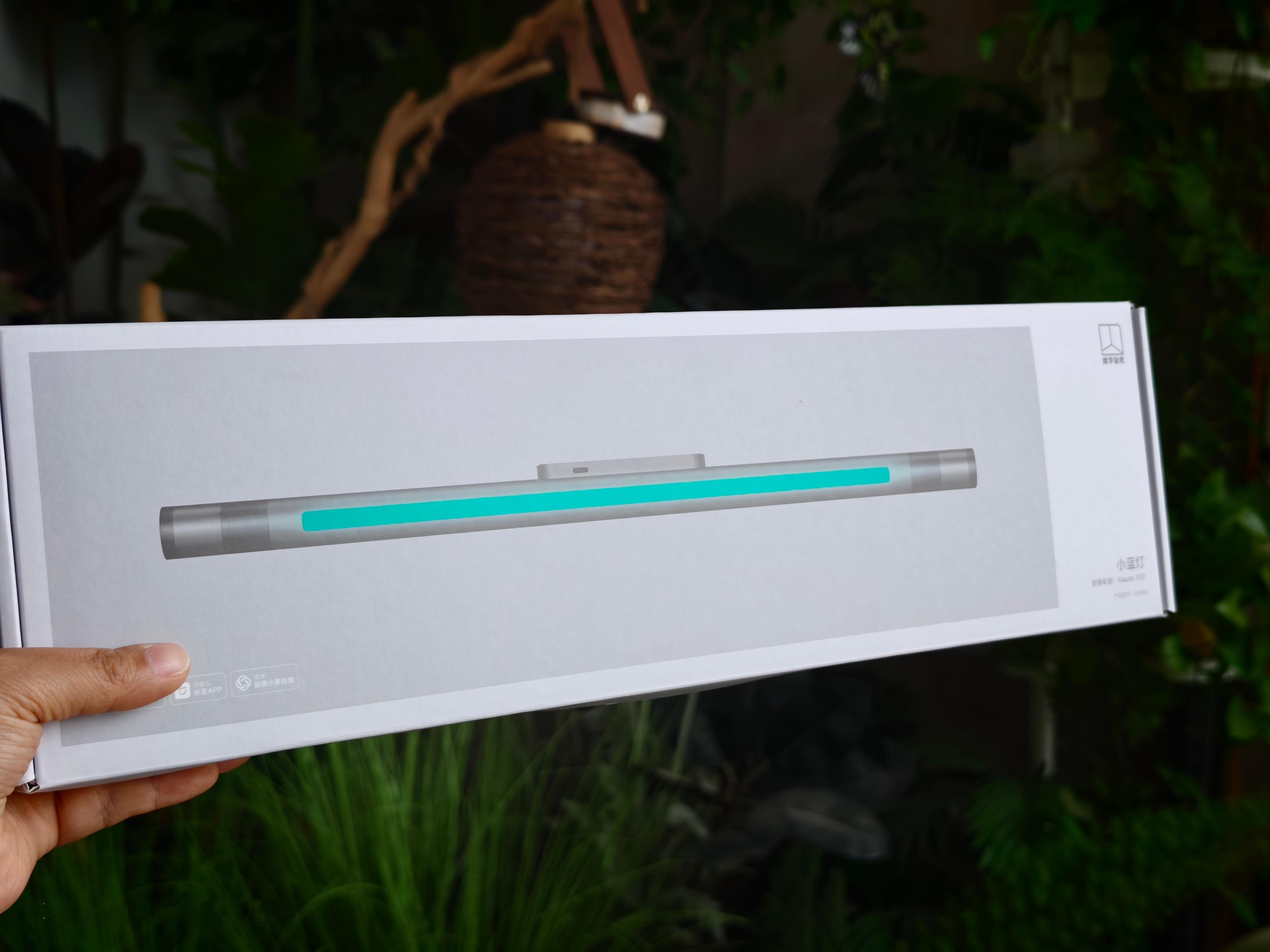 在京东买的小米yu7小蓝灯终于到货了