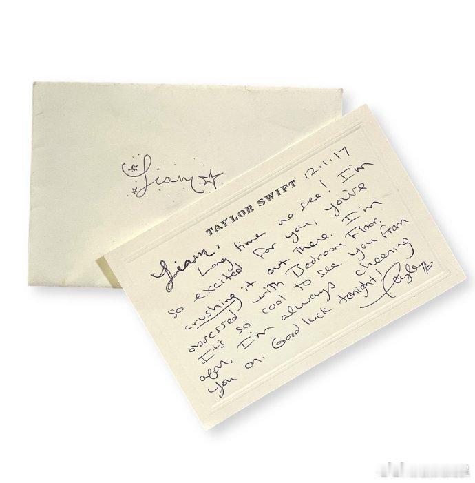霉霉给利亚姆佩恩的亲笔信被拍卖 据外媒，霉霉Taylor Swift于2017年