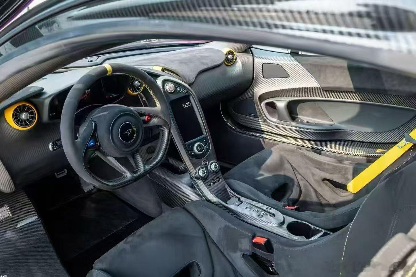 迈凯伦P1 MSO定制色 三神之一，车主传递、6000km，加急寻伯乐，让爱车发