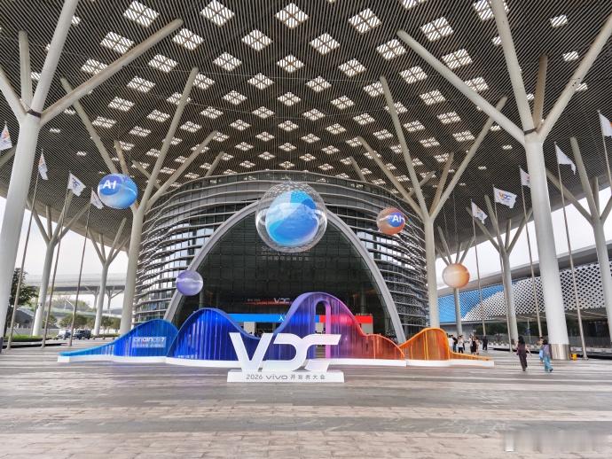 打卡2026vivo开发者大会听说今年的OOS7的新功能特别多，期待一波~ ​​