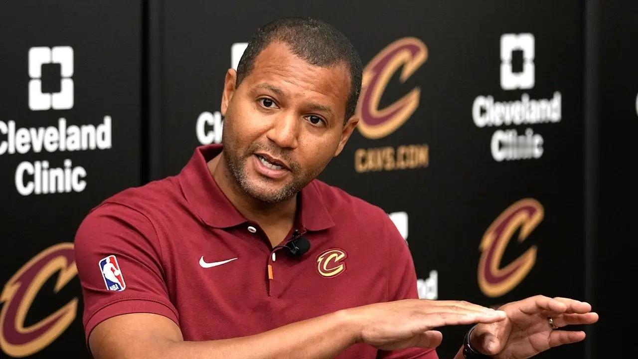 骑士nba交易nba自由市场我的观赛搭子 据Shams Charania报道，消