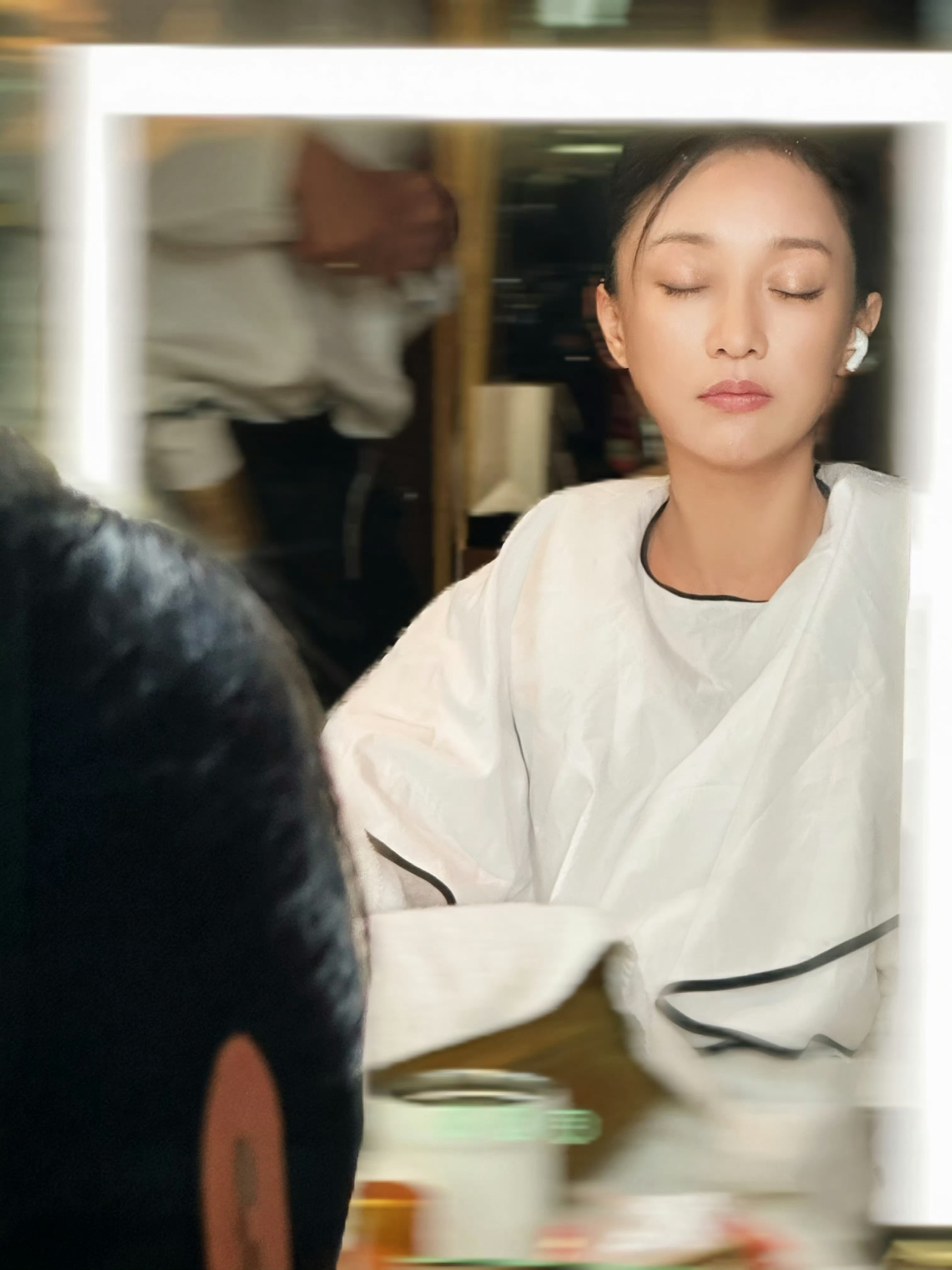 周迅巴黎时装周准备中✨ ​​​