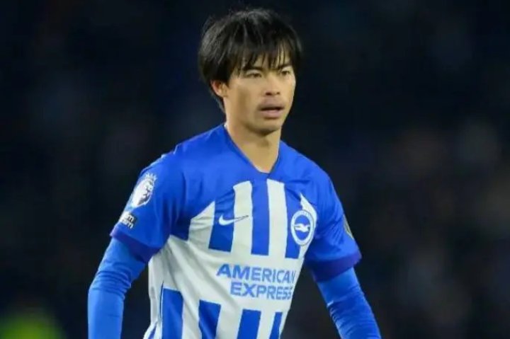 英联杯第三轮，布莱顿坐镇主场3-2战胜狼队晋级下一轮，赛后布莱顿主帅许尔策勒接受