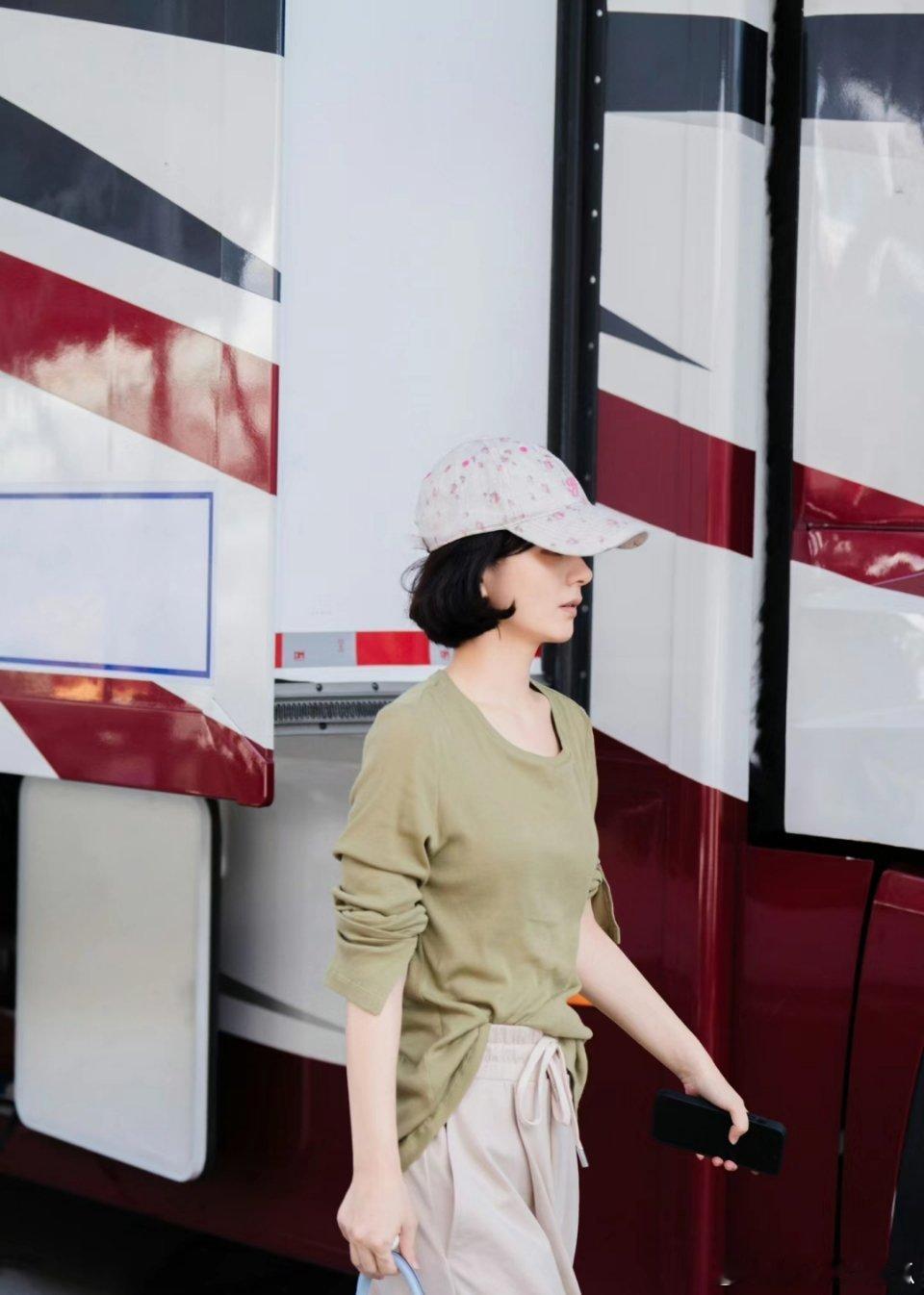 赵丽颖现在的状态真的越来越好了，而且感觉她已经要进击电影圈儿了 ​​​