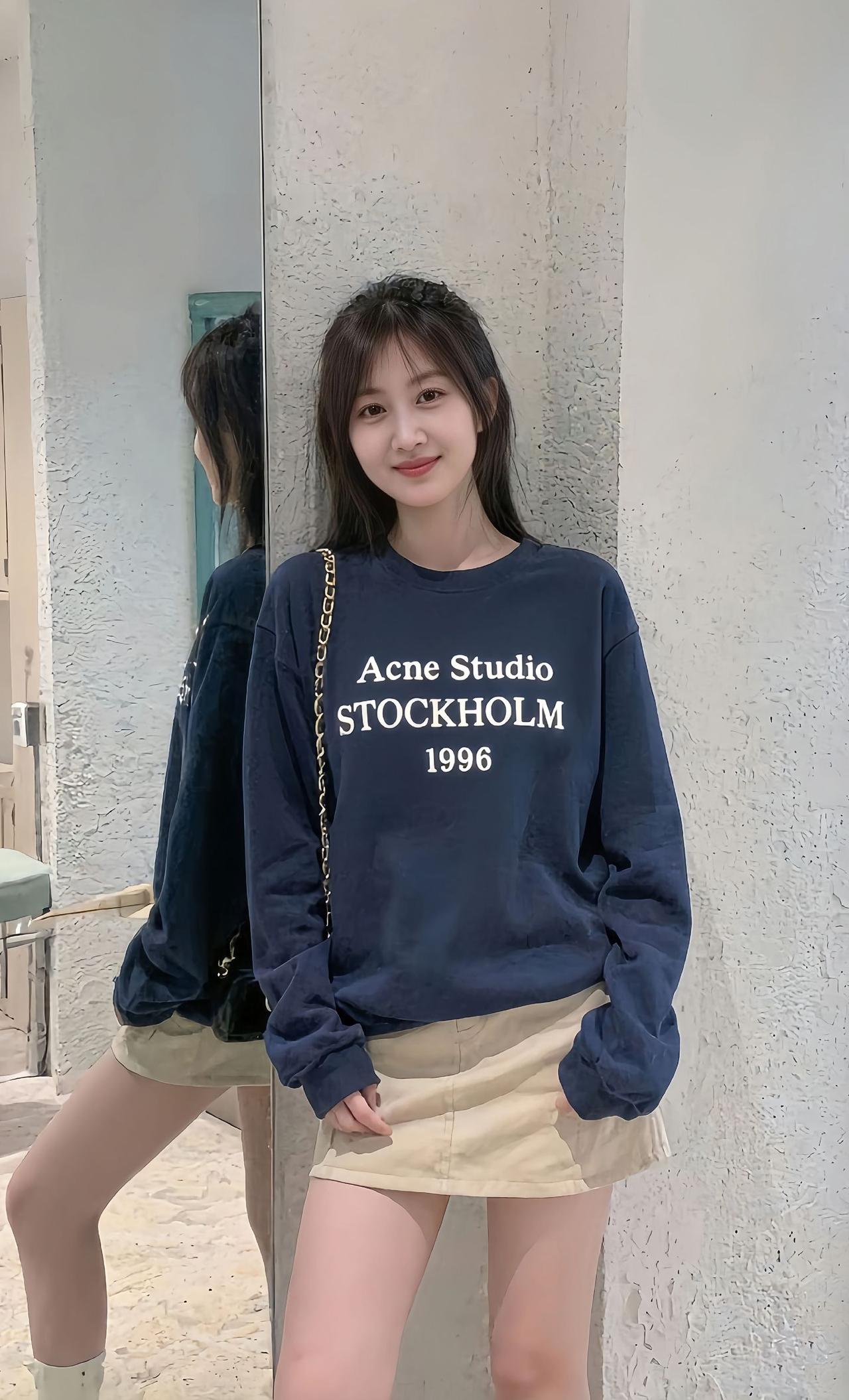 复古学院风穿搭，Acne Studio 1996，青春洋溢！👕👗👠