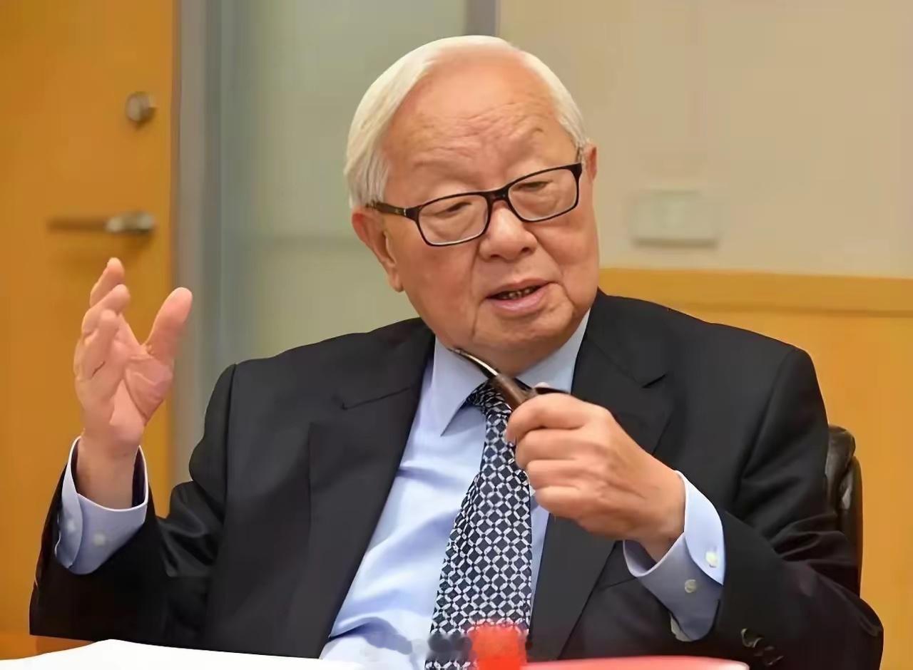 台积电创始人张忠谋，再次语出惊人！他说：“若美国要扼杀他们，中国真的无能为力！”