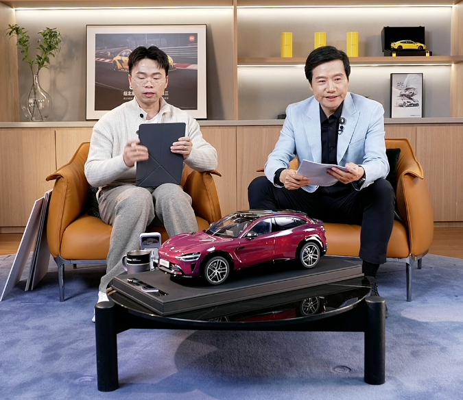 暮光玫瑰的1：8大车模，真好看啊 