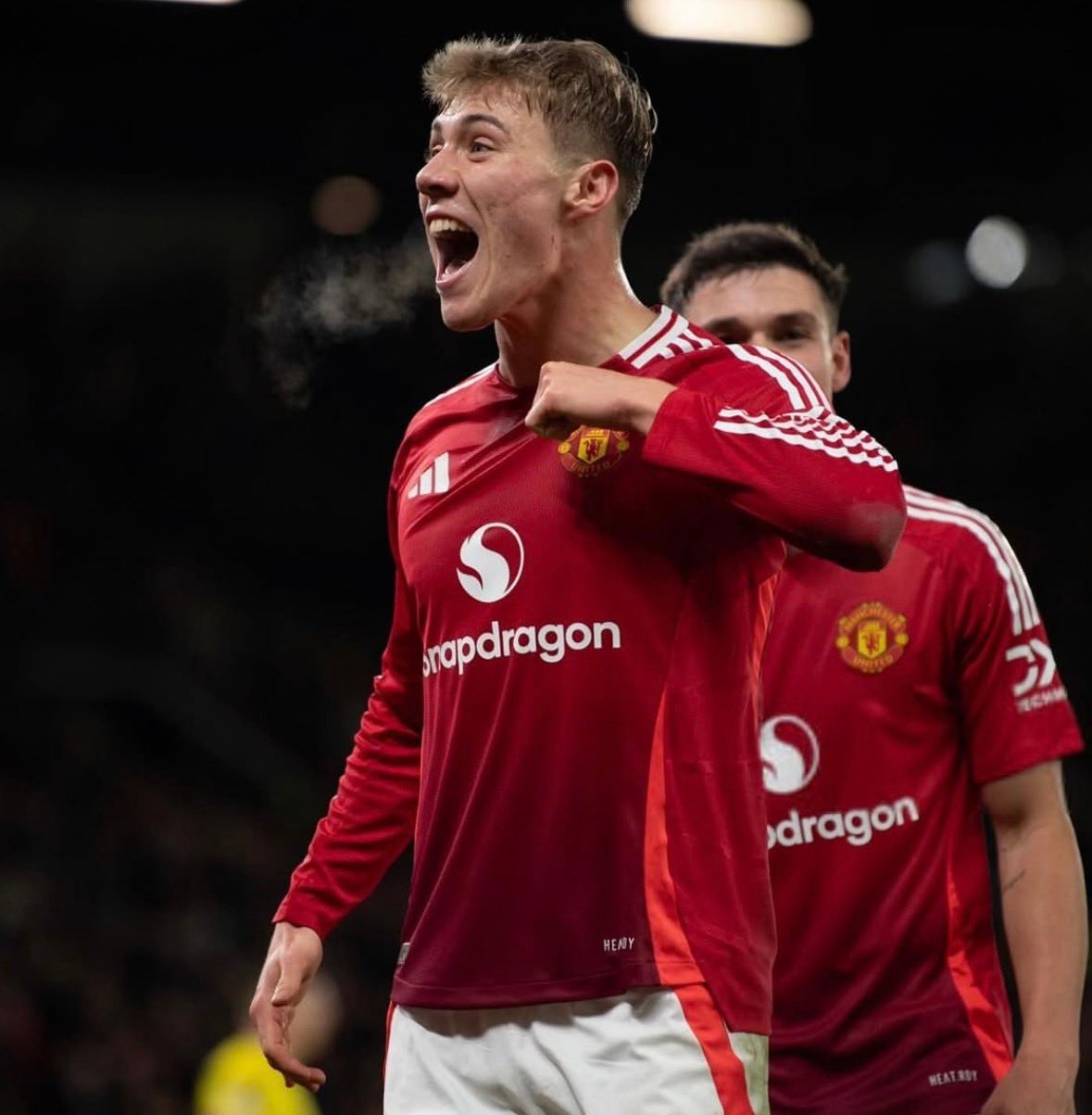 霍伊伦：如果我们回顾我在曼联的最后阶段，我的表现确实不好，我很清楚这一点，但现在