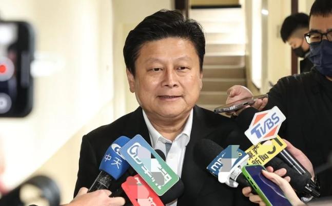 针对国民党主席郑丽文今天（12日）结束大陆行下午返台，国民党团总召傅昆萁稍早表示