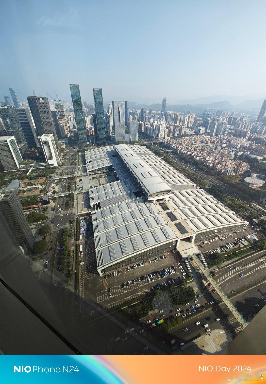 夸奖一下深圳柏悦酒店。当你住了几百家酒店之后，很难还会对酒店有什么深刻印象了，但