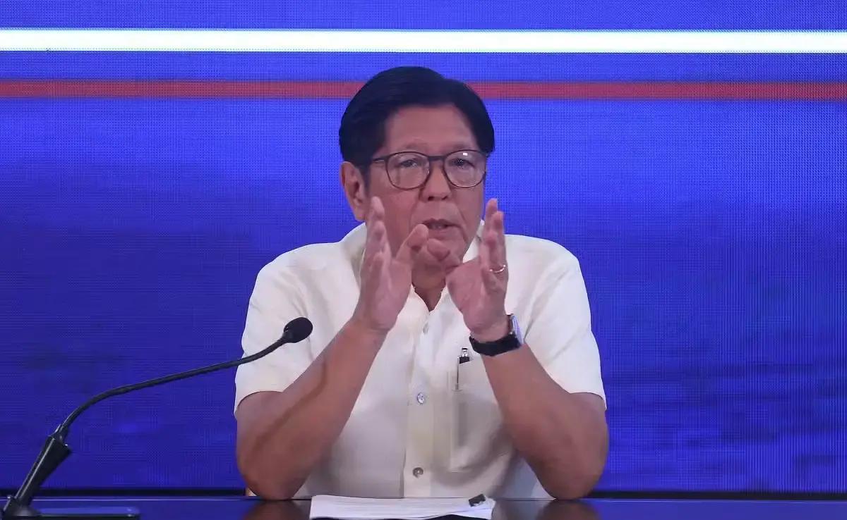 快讯！
菲律宾社会观察组织突然宣布了。
1月4日在马尼拉，就在马科斯准备签字的时