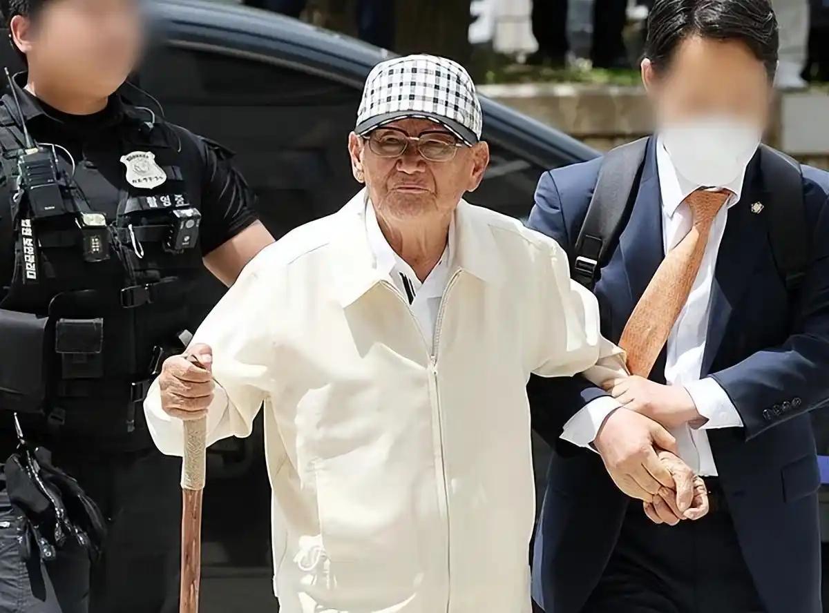 民调领先10%意外落败，教会私建选票通道，击穿韩国选举公平防线

很多人认为，选