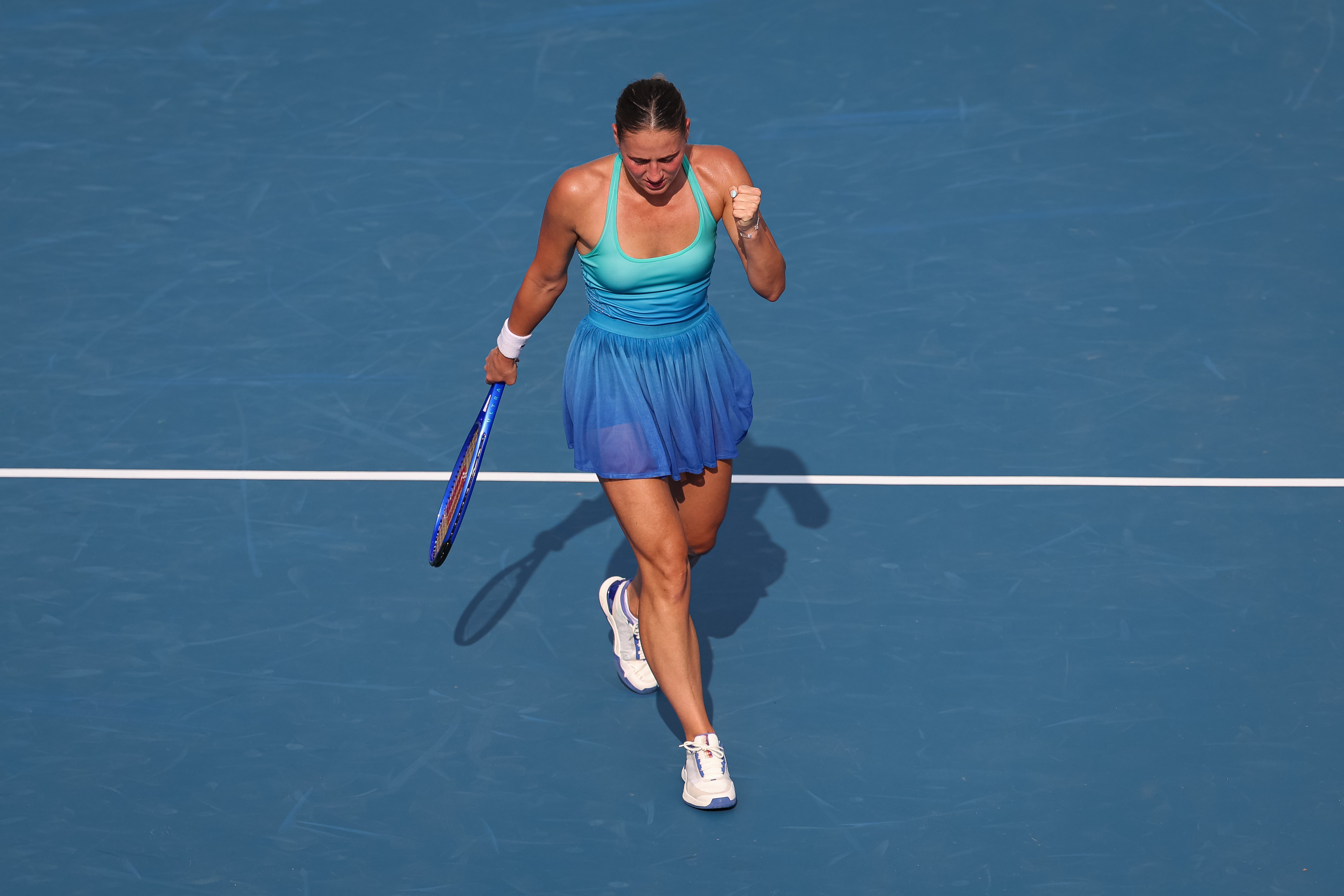 WTA1000蒙特利尔站第二轮，24号种子科斯秋克以2-6 6-3 6-2逆转万