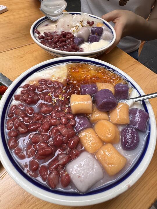 感觉是成都目前第一好吃的糖水。。。。