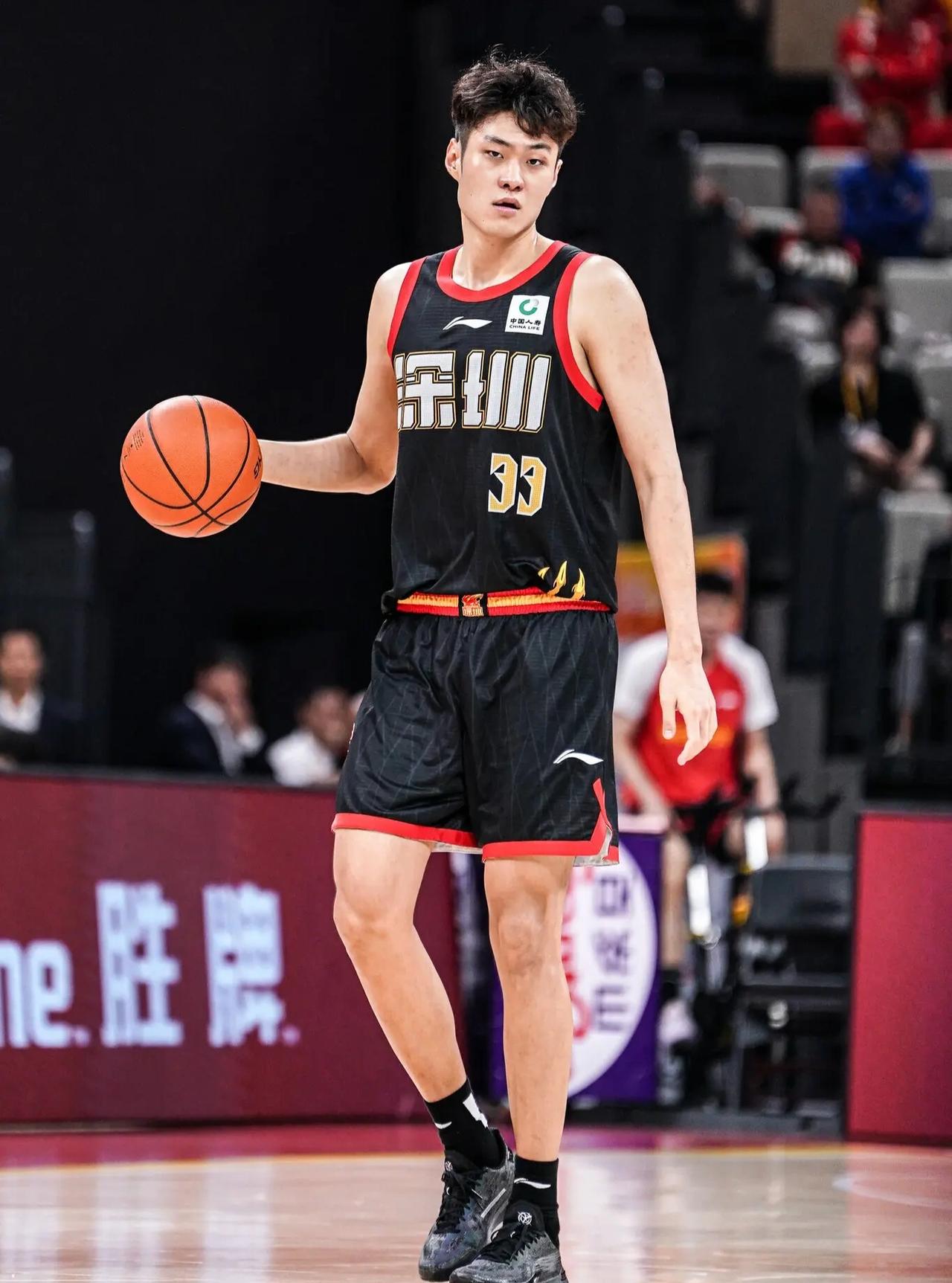 豪取11连胜！深圳103：98险胜山西，球员得分排名一览：

01、王浩然，33