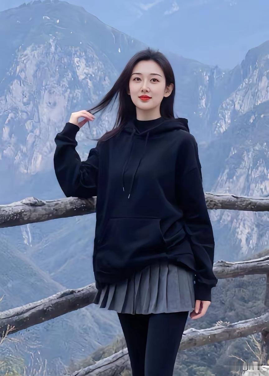 心若向阳，无谓悲伤；微笑向暖，年华未央。