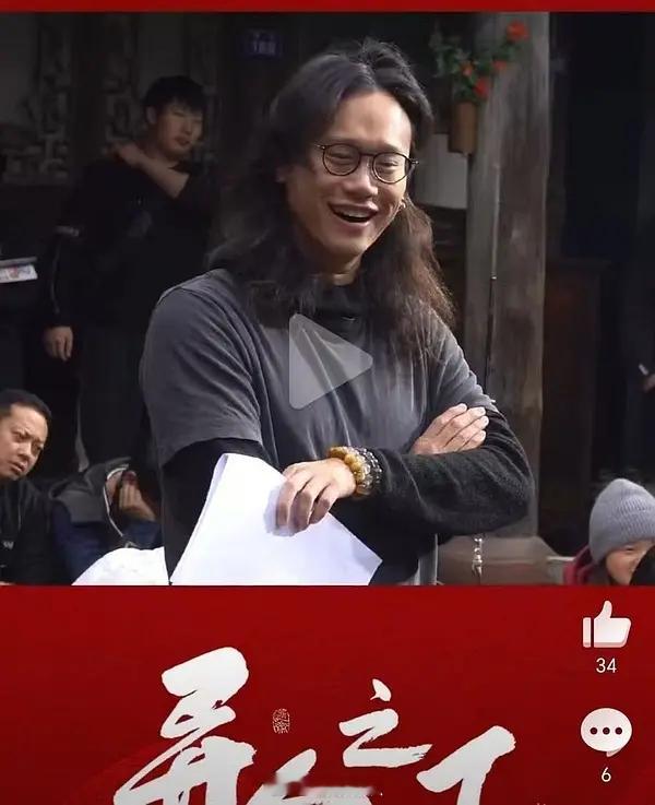 导演也狠狠p图吗？十日终焉这个导演精修和生图也差太多了吧 