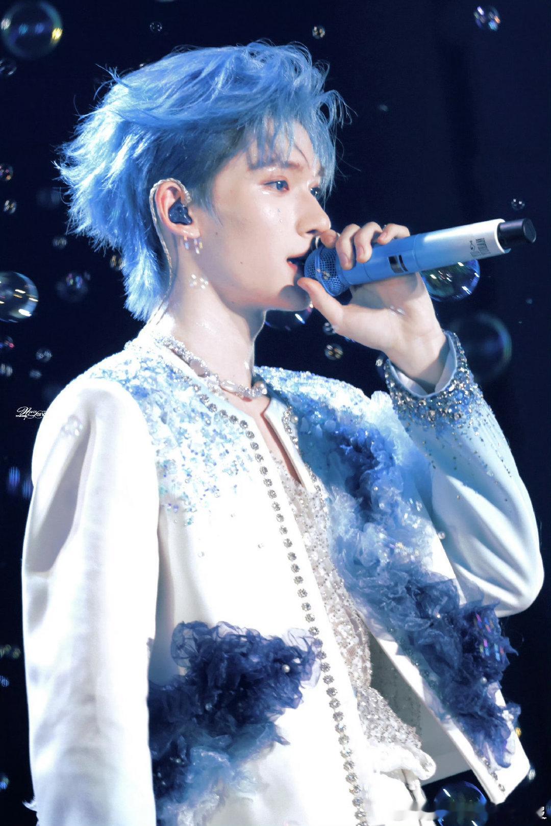 余宇涵一个人度过了青春期海角88号 他把所有的辛苦都悄悄消化，只把最好的状态呈现