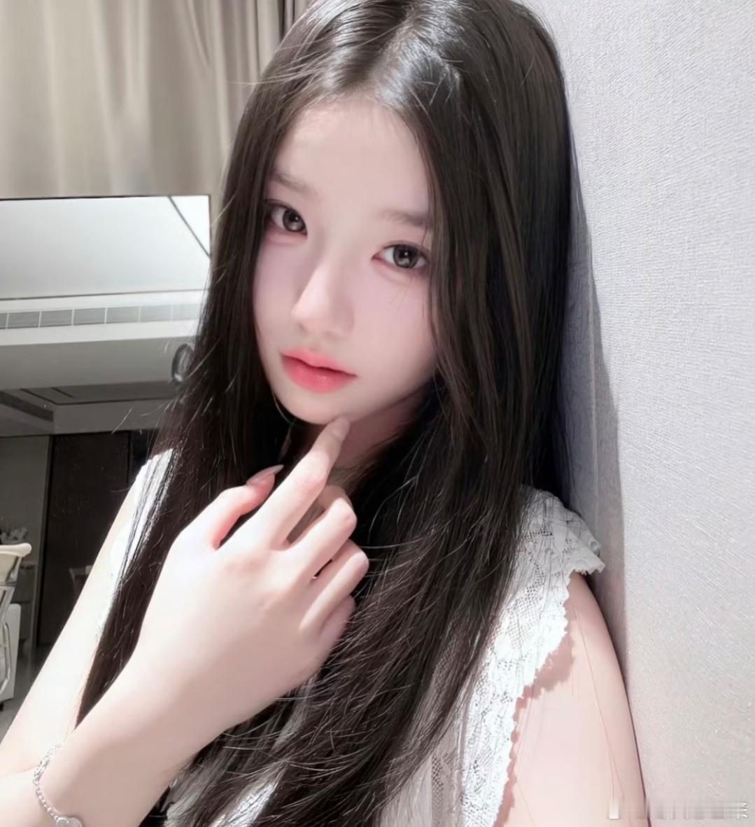 头像推荐｜温柔女头｜白色系｜清透感头像你像雪一般落在我的世界 ☽ 