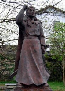 1854年，发生了一件事震动了天京。这天，杨秀清的叔叔叔杨庆彪经过燕王府时，恰好