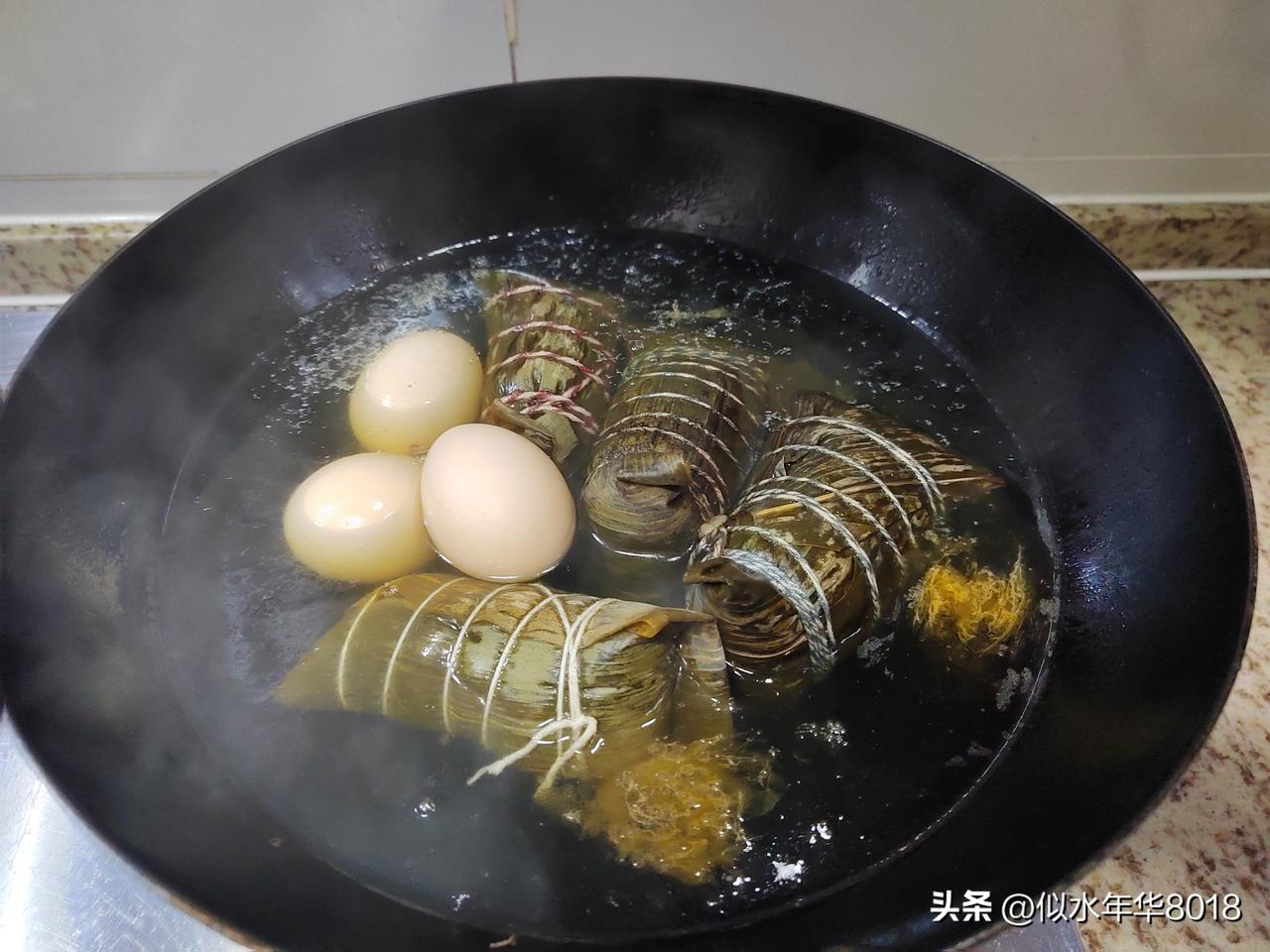 今天南京市继续保持晴好温暖的天气，气温6～20℃，午间暖阳拂面体感舒适。
早上煮