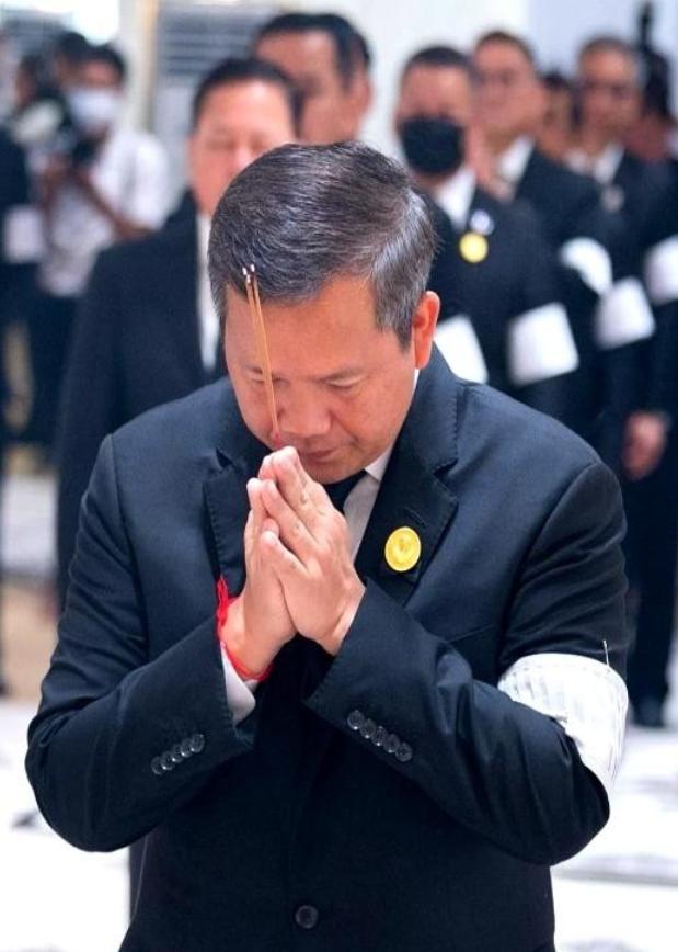 果不其然，柬埔寨首相洪玛奈突然宣布了，本周在金边，洪玛奈对外抛出一揽子对美合作信