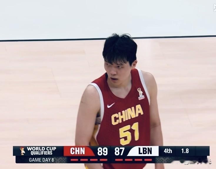 杨瀚森第一次眼神露杀气！
杨森硬核猛男