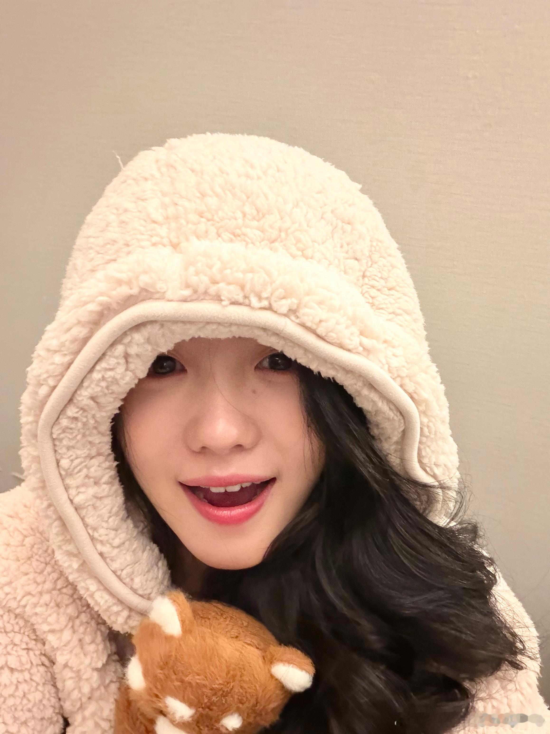 小熊刘浩存，超级萌 ​​​