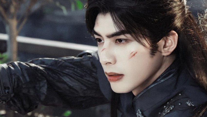 宋威龙圆了小时候的仙侠梦威龙从小看着仙侠长大，总幻想化身魔尊，还专门习武沉淀自己