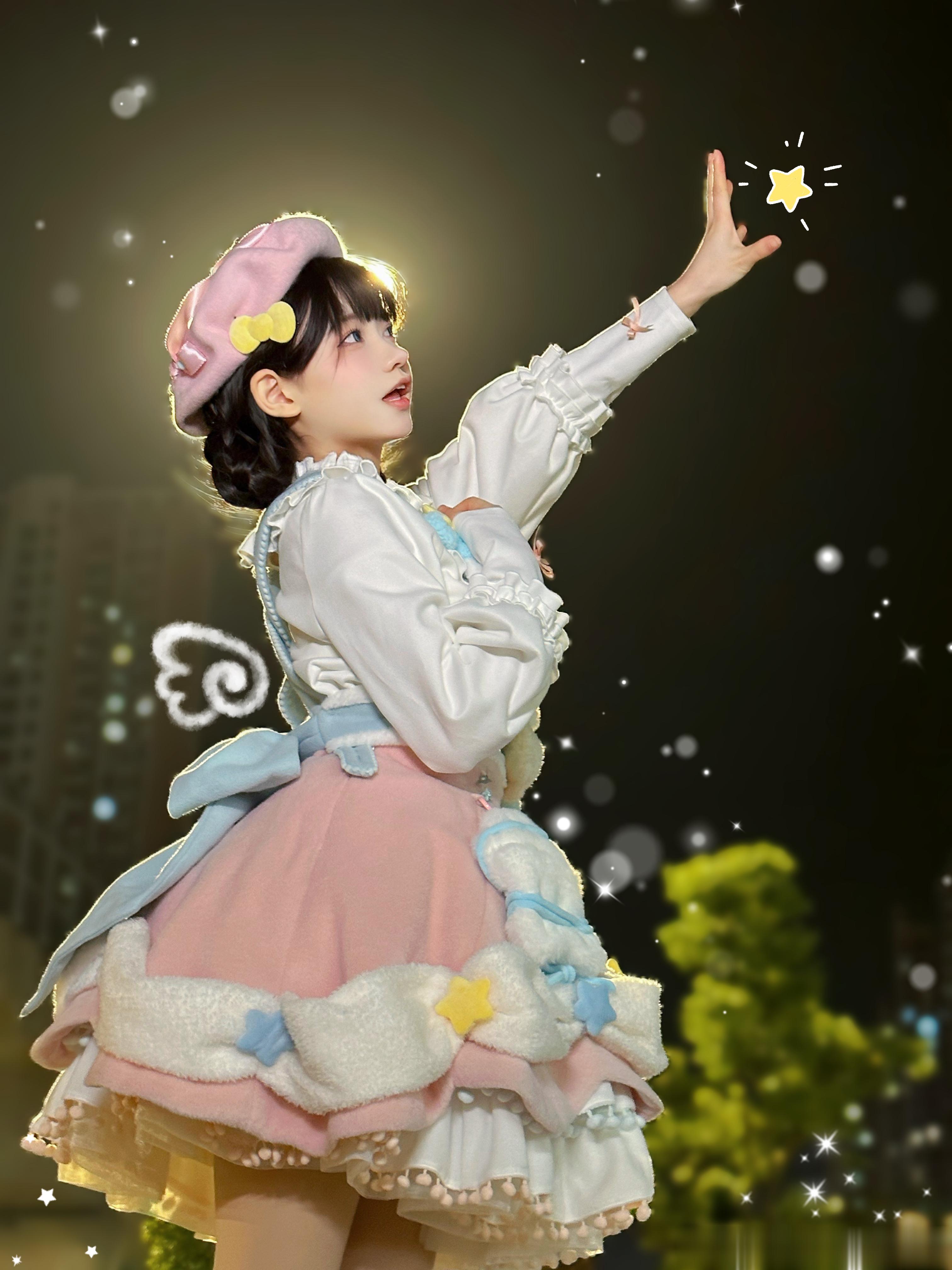 灯光下的小星愿好有氛围感鸭！#猫芮可[超话]##尾款通知##小星愿# ​​​