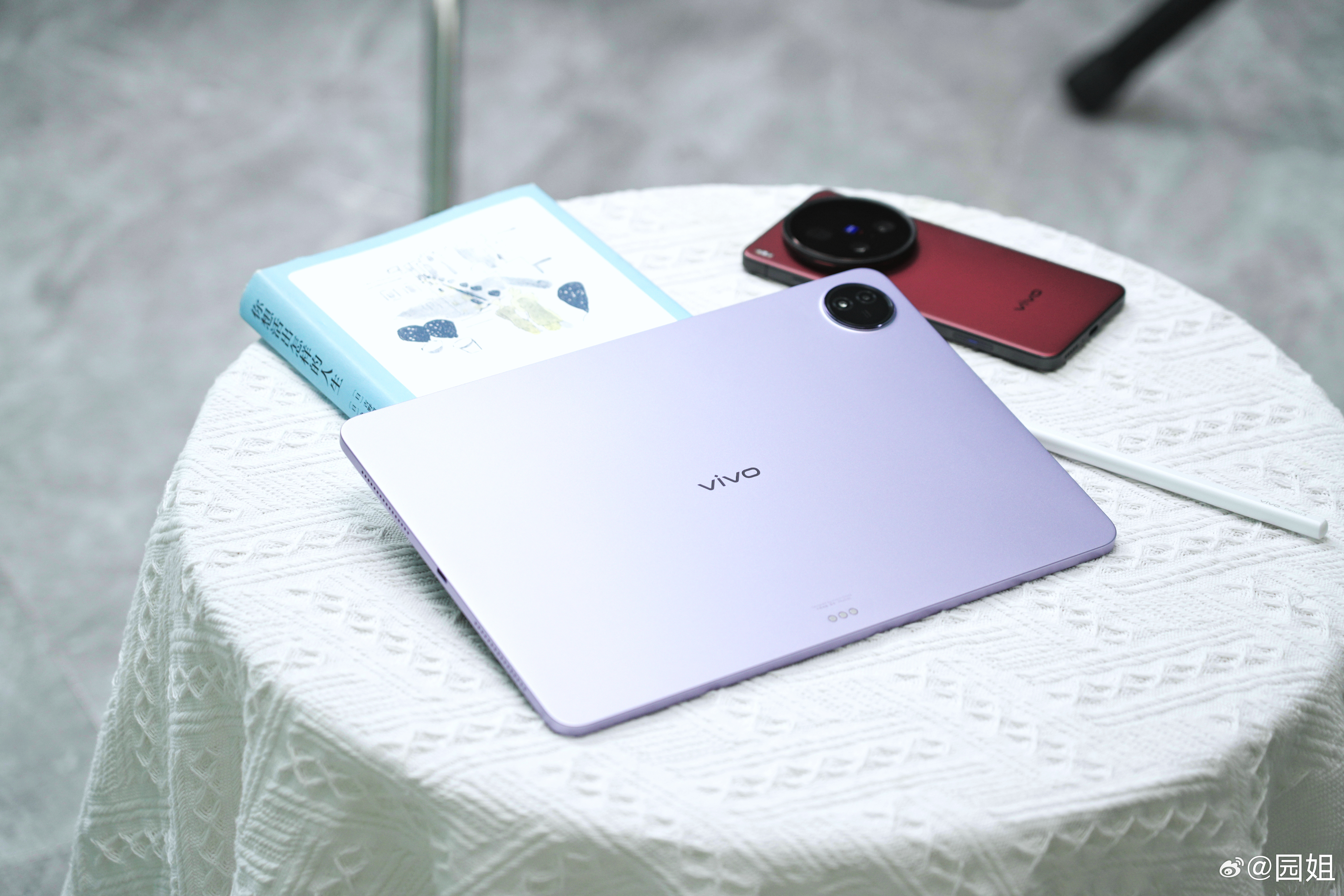 vivo Pad5e，12.1英寸护眼柔光屏，搭载第三代骁龙8s，10000mA
