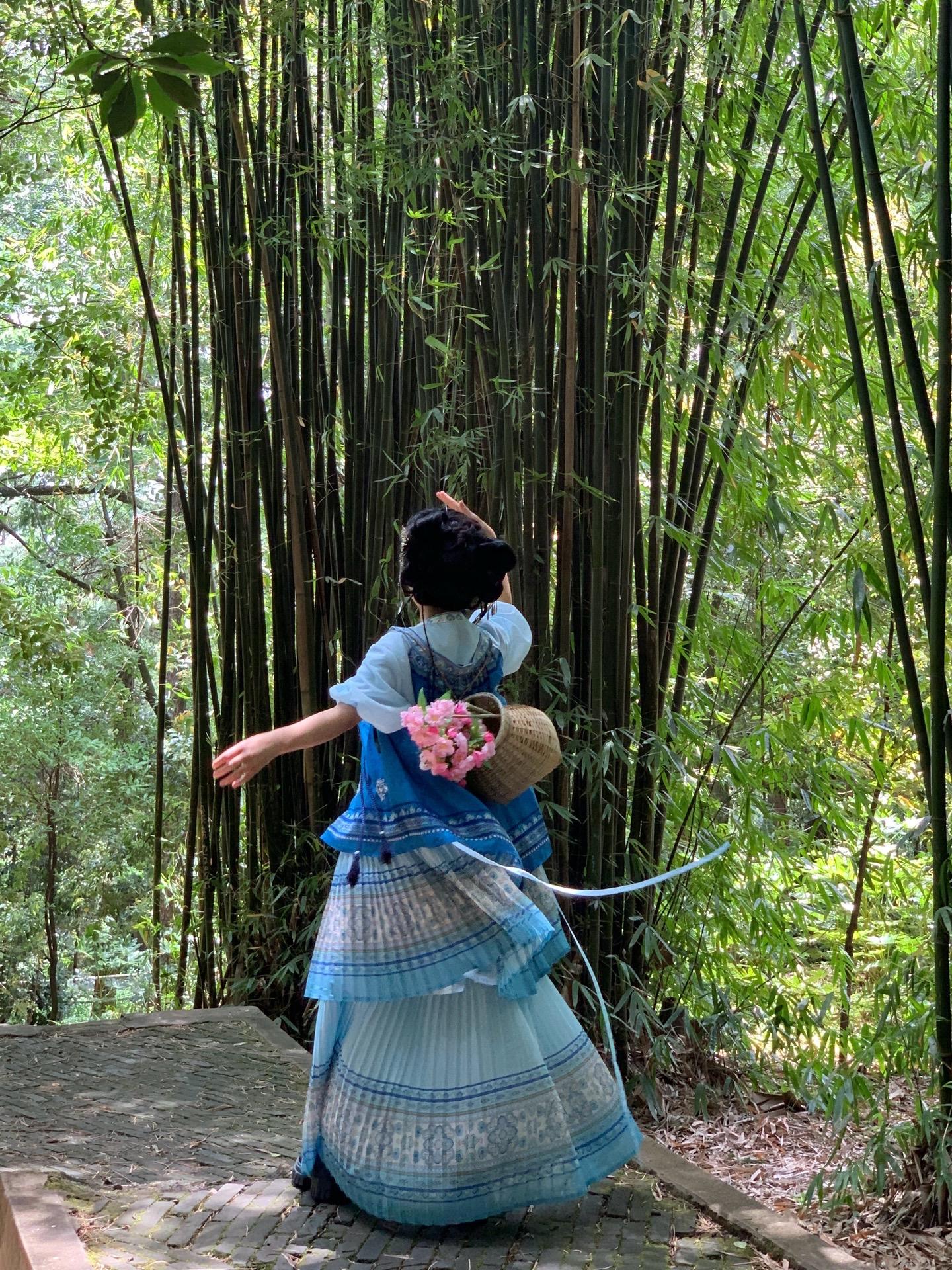 山对山来崖对崖~