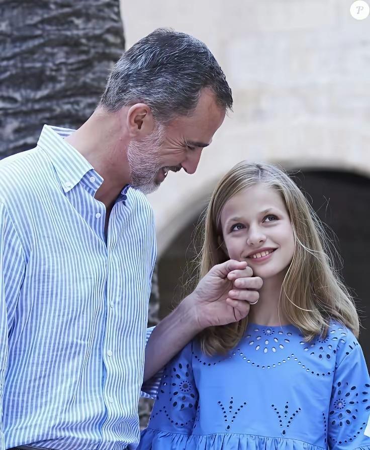 “天选之女”，说的就是诺尔吧！
她是欧洲最美的公主，也是改变西班牙王室命运的人。