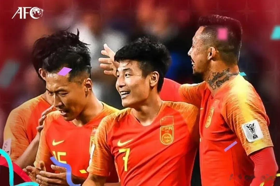冲击2026世预赛首胜，老将谭龙首发，张玉宁替补，世预赛客场对阵泰国国足首发：1