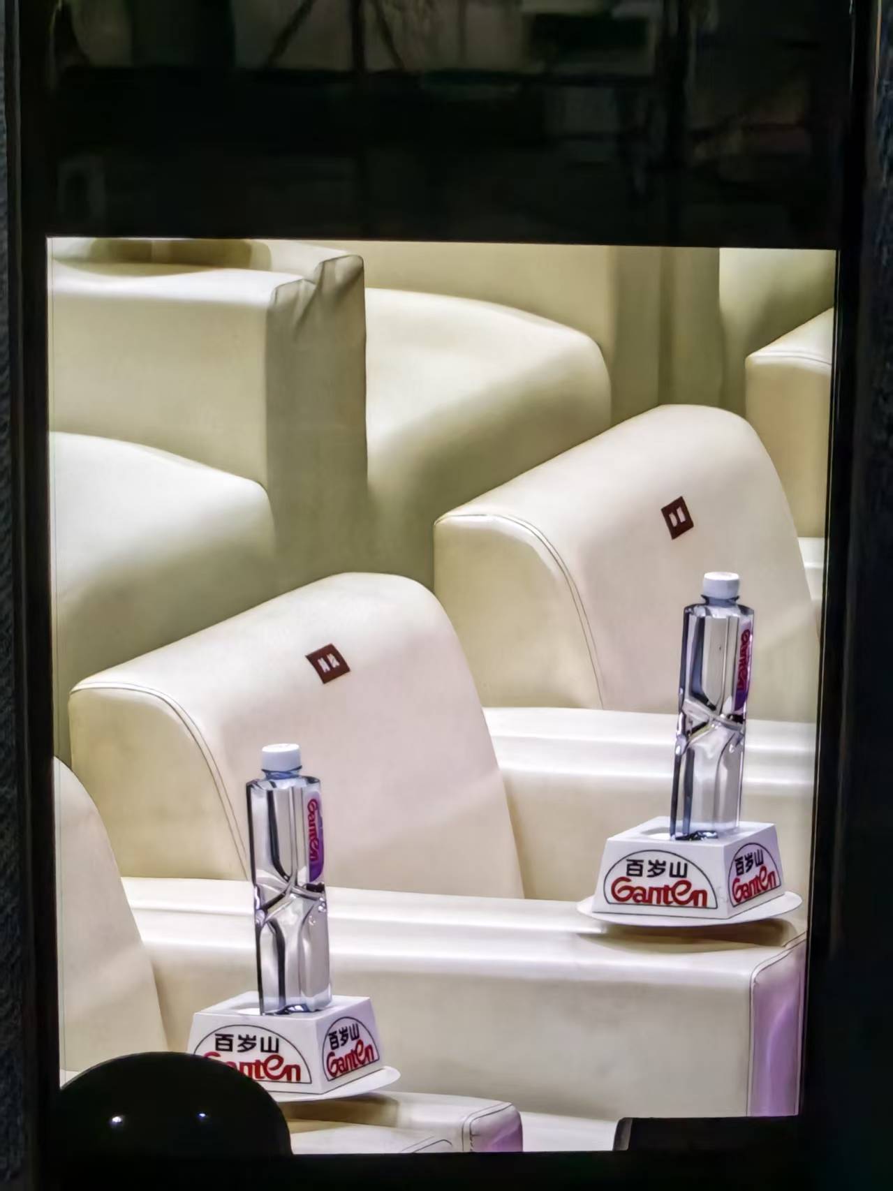 东方卫视好，单人座