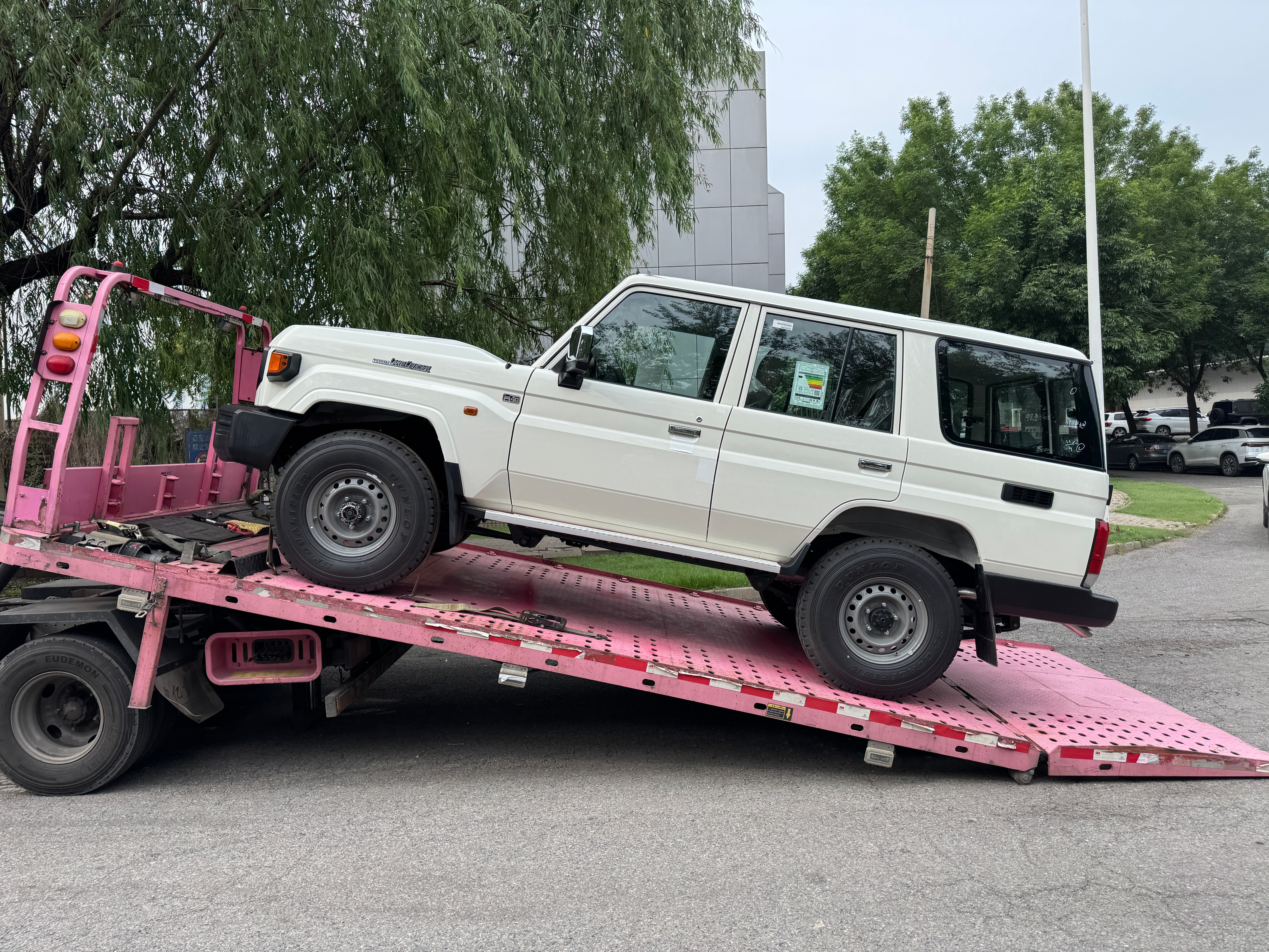 LC76最近的价格是真的香走车速度快的离谱